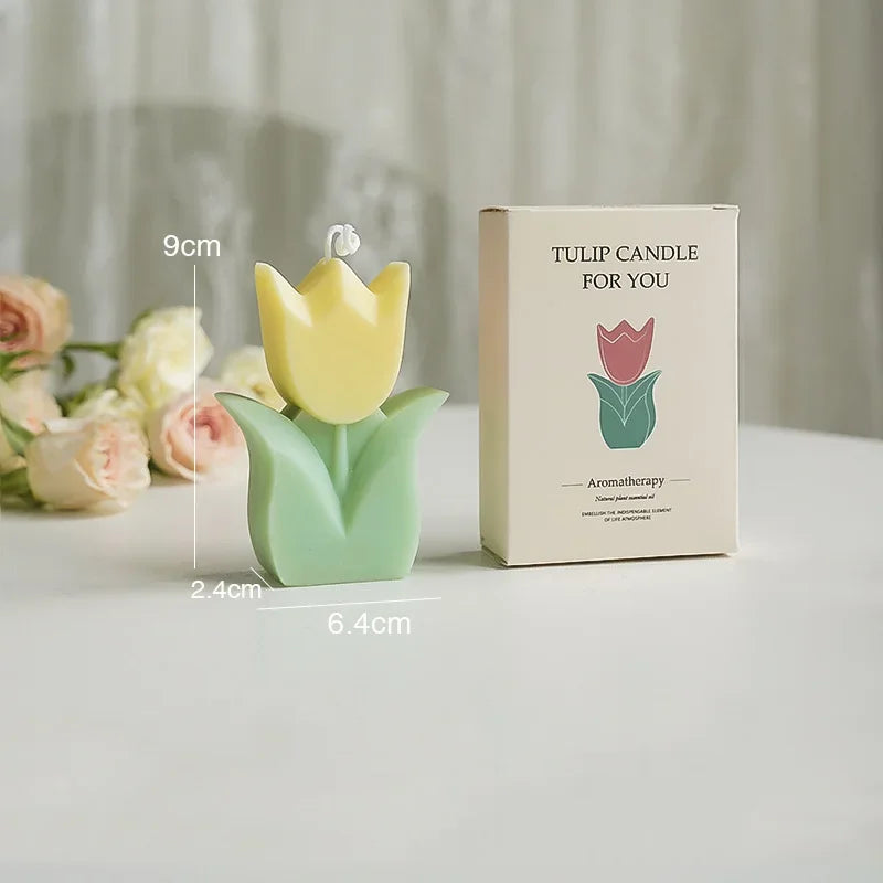 Tulip-shaped candle with dimensions and packaging on a neutral background