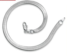 4MM twisted silver chain bracelet in 925 sterling silver for everyday styling, layering, and casual accessory wear.