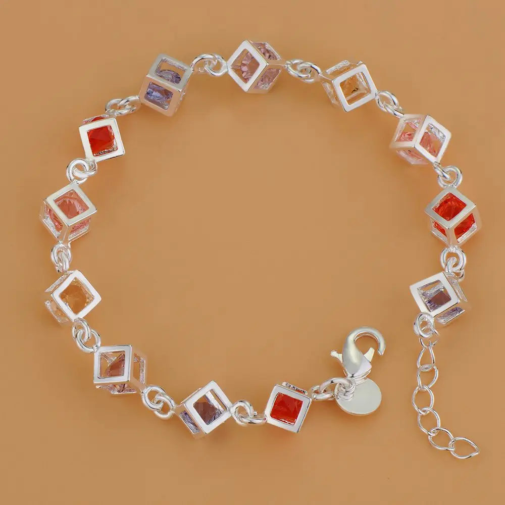 925 Sterling Silver Heart Chain Bracelet accessory bracelet for fashionable daily use, jewelry layering, and gifting.
