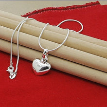 925 Sterling Silver small heart pendant necklace charm for everyday wear, gifting, and minimalist jewelry styling.