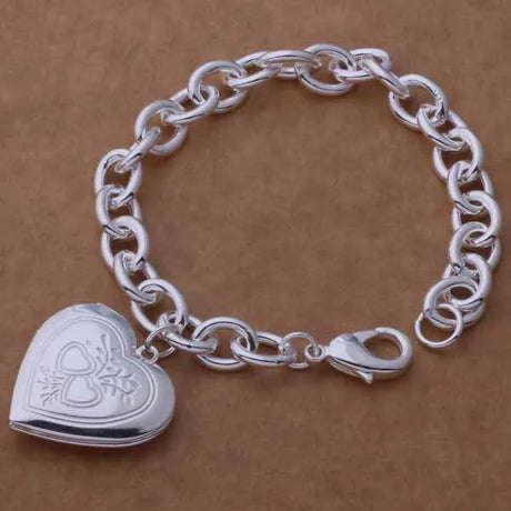Pulsera de cadena con forma de corazón de plata de ley 925