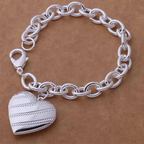 Pulsera de cadena con forma de corazón de plata de ley 925