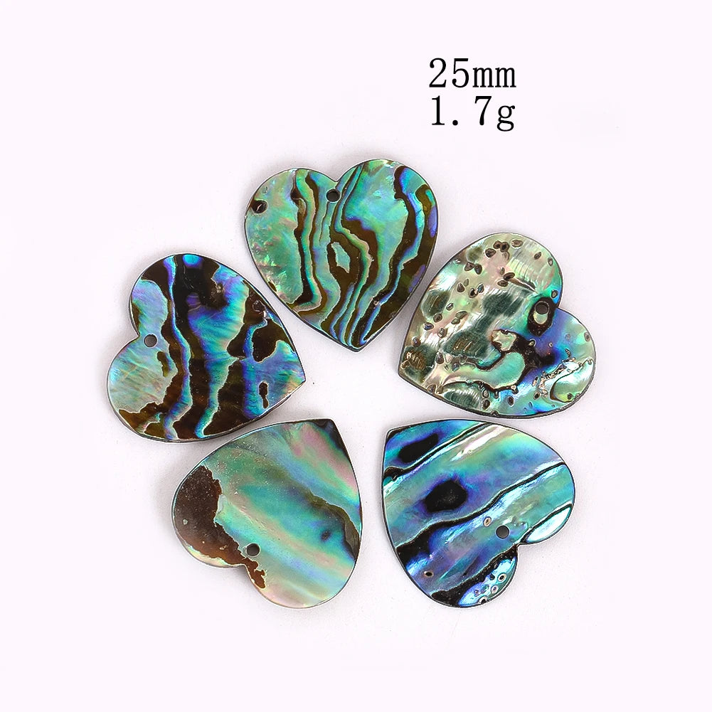 Five heart-shaped abalone shells with colorful patterns on a white background, labeled '25mm 1.7g'.