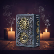 Astrology Tarot Box for tarot and oracle card readings