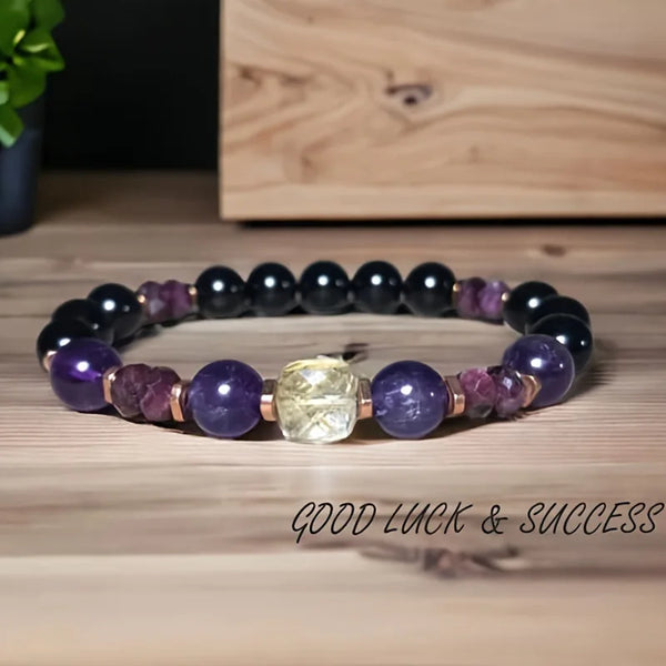 Citrine gemstone healing protection bracelet for energy balancing, spiritual protection, and daily wear.
