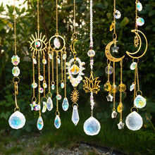 7 Pcs Crystal Suncatcher Set window suncatchers for reflecting sunlight, adding sparkle, and enhancing home décor.
