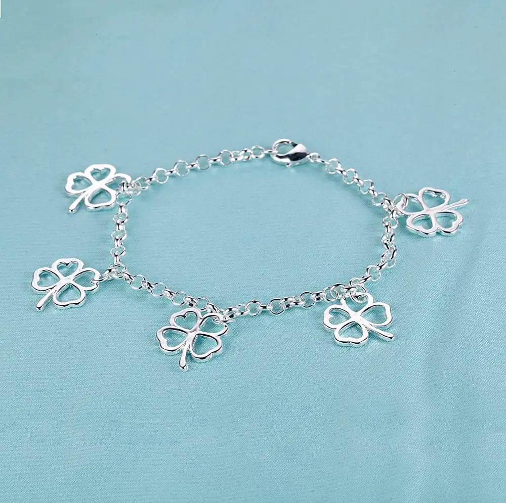 Dainty 925 Sterling Silver Heart Chain Bracelet silver chain bracelet for minimalist outfits, daily accessorizing, and gifting.