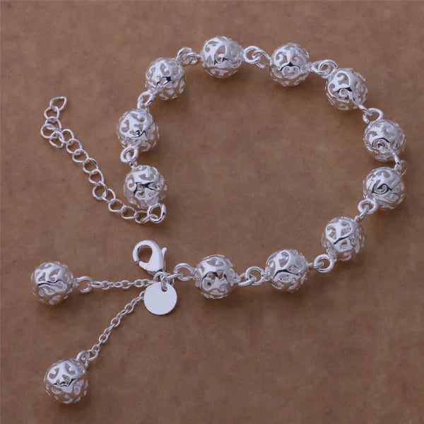 Delicate 925 Sterling Silver Heart Chain Bracelet jewelry bracelet for minimalist styling, daily wear, and gift occasions.