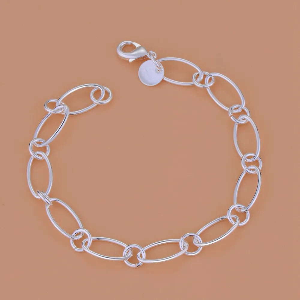 Everyday 925 Sterling Silver Heart Chain Bracelet silver bracelet for casual wear, stackable styling, and gift occasions.