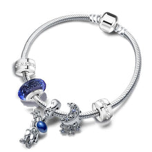 Family Love keepsake charm bracelet for treasured gift giving, memory-inspired wear, and symbolic family use.