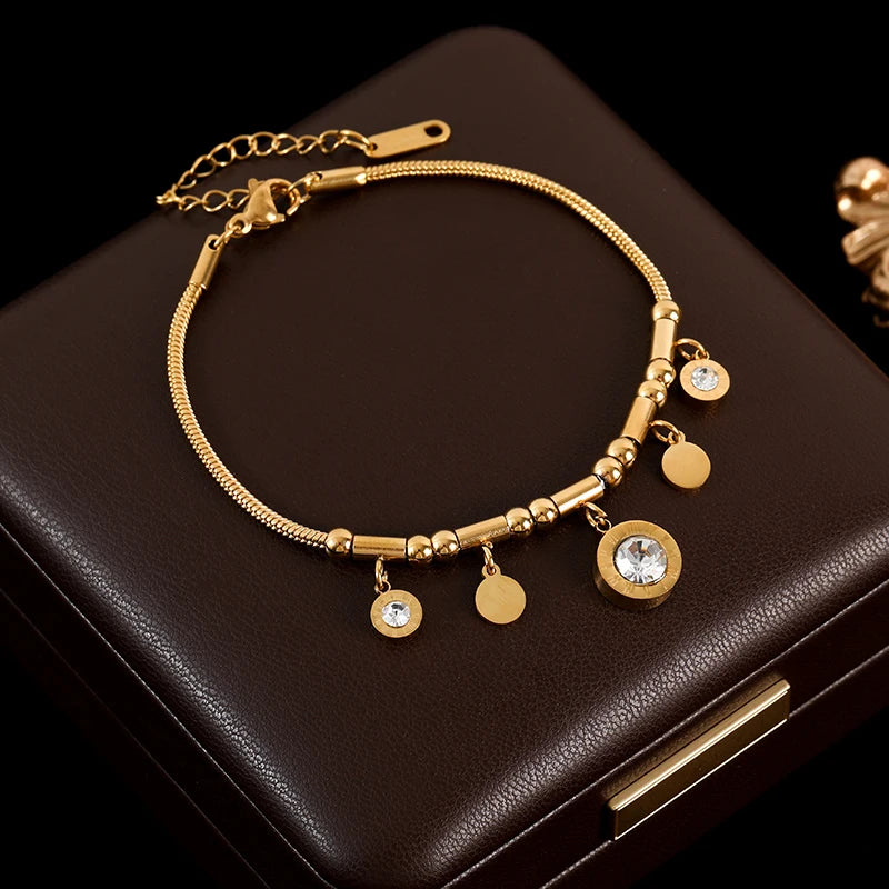 Fashion Tree of Life bracelet in 18K gold plated finish for her as women’s jewelry for daily wear, outfit styling, and gift giving.