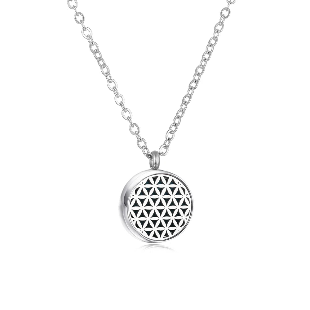 Mini Tree Flower Aromatherapy Locket pendant for essential oil diffusion, gentle scent wear, and wellness-focused use.
