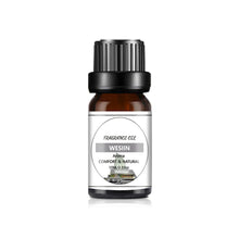 Fruit Flavor Essential Oil essential fragrance bottle for aromatherapy, indoor scent diffusion, and wellness routines.