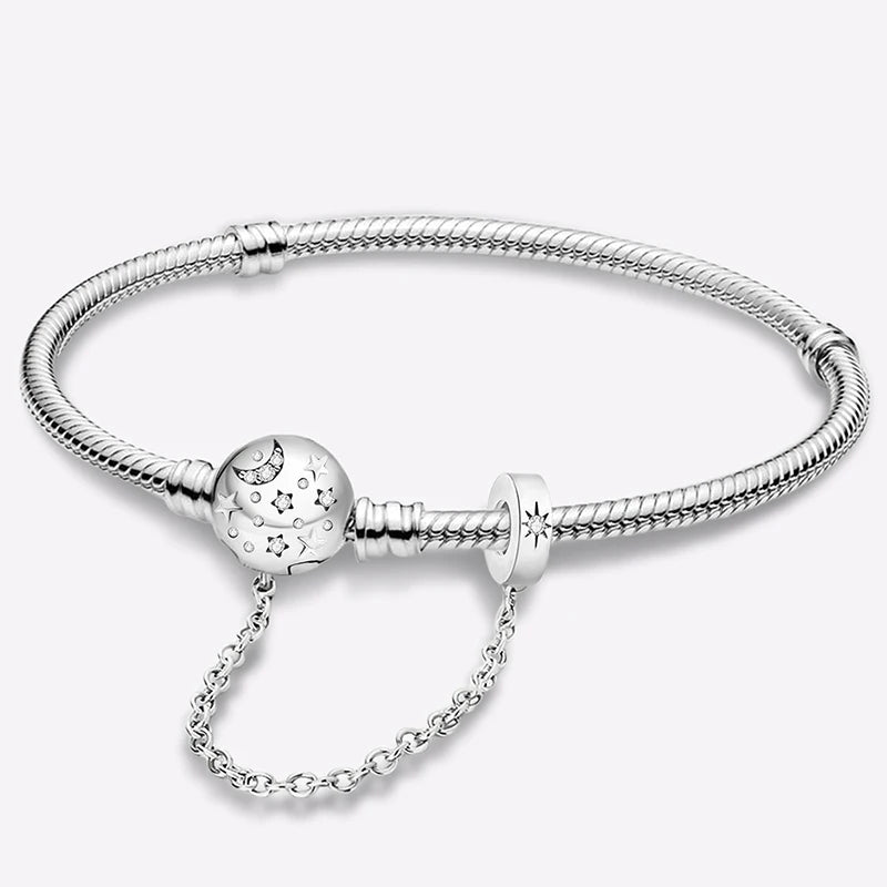 Silver Zircon Heart Love Bracelet Charm bracelet charm for adding sparkle to charm bracelets, anniversary gifts, and personal jewelry collections.
