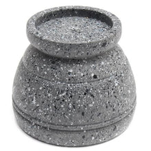 Kitchen PP resin mortar and pestle set for preparing spice pastes, herbs, and homemade seasoning.