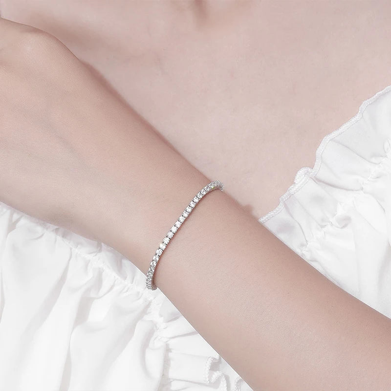 KNOBSPIN round cut moissanite tennis bracelet for refined wrist styling, formal events, and gift occasions.