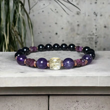 Natural citrine crystal bracelet for healing, protection, and positive energy use.