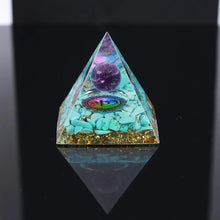 Orgone Pyramid for meditation, energy healing, and home décor.
