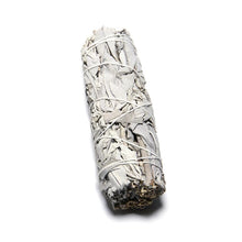 Premium White Sage aromatherapy bundles for smudging, cleansing negative energy, and mindful relaxation.