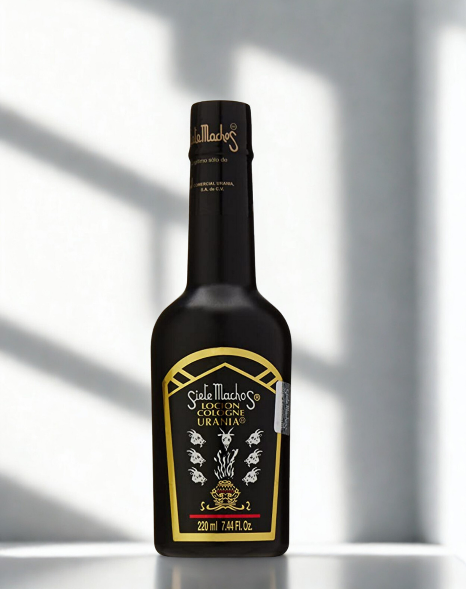 Urania Siete Machos Cologne 210ml bottle for spiritual work, aura cleansing, and ceremonial use.