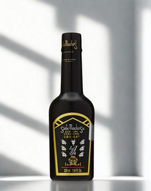 Urania Siete Machos Cologne 210ml bottle for spiritual work, aura cleansing, and ceremonial use.