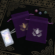 Soft velvet tarot card storage pouch for keeping tarot decks protected from dust, scratches, and daily handling.