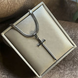 Stainless steel Tree of Life circle necklace for daily fashion wear, symbolic accessorizing, and thoughtful gifting.