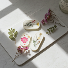 TooGet 9-bag dried flowers and herbs set with mixed dried floral pieces for resin jewelry making, pressed flower art, and creative projects.
