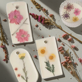 TooGet dried flowers and herbs set with assorted natural botanicals for candle making, resin art, soap making, and DIY crafts.
