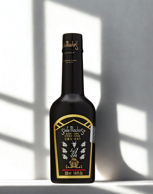 Urania Siete Machos Cologne 210ml bottle for personal fragrance, spiritual cleansing, and daily refreshing use.