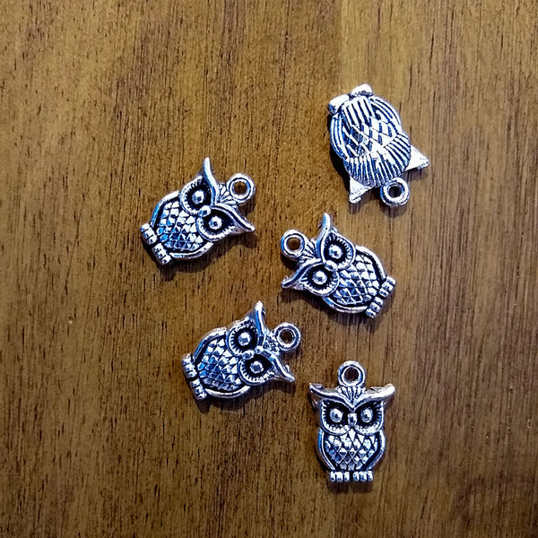 Wise Owl Charm pendant for jewelry making and altar decoration